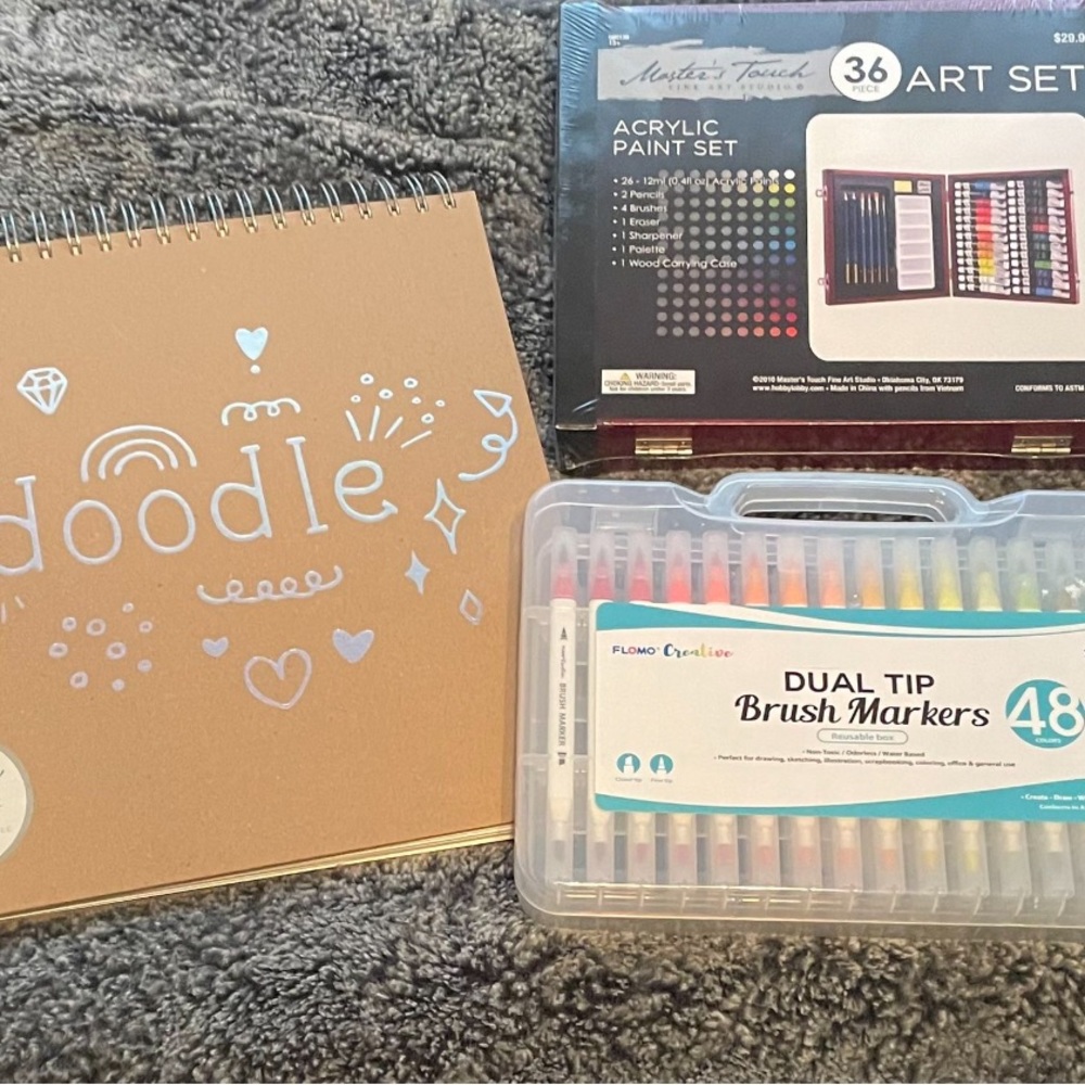Art supplies ⭐️NEW⭐️